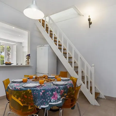 Whome Amazing House In Carcavelos Historical Center W/ Private Patio & Bbq Feriehus Carcavelos (Lisbon)
