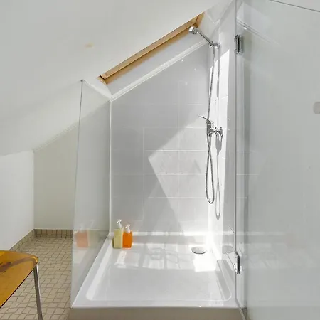 Feriehus Whome Amazing House In Carcavelos Historical Center W/ Private Patio & Bbq *