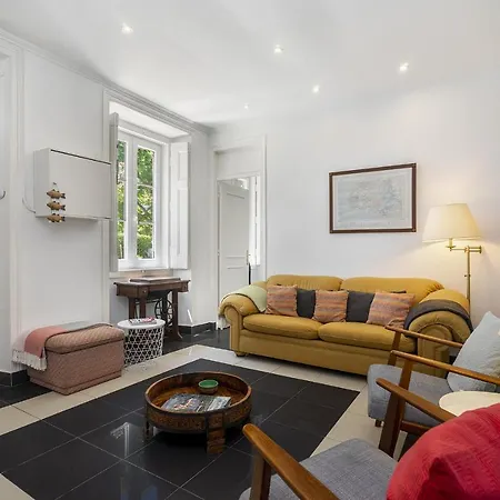 Whome Amazing House In Carcavelos Historical Center W/ Private Patio & Bbq Carcavelos (Lisbon)